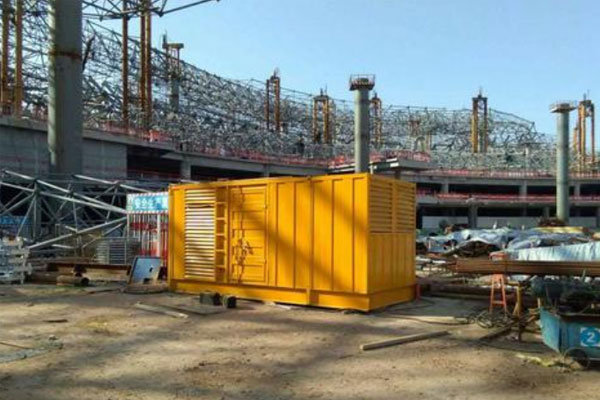 西青发电机出租如何判断空气滤清器是否需要更换？
