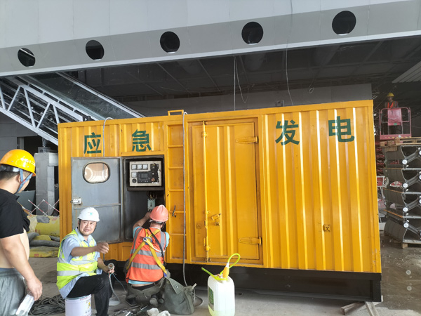 西青怎样判断空气滤清器是否需要更换？